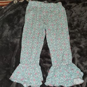 Mudpie ruffle leggings